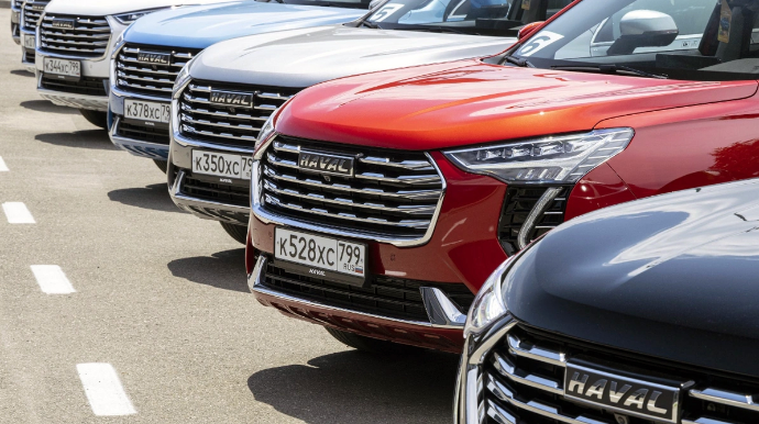 Çin avtomobilləri öz sahiblərini "girov götürür" - VİDEO 