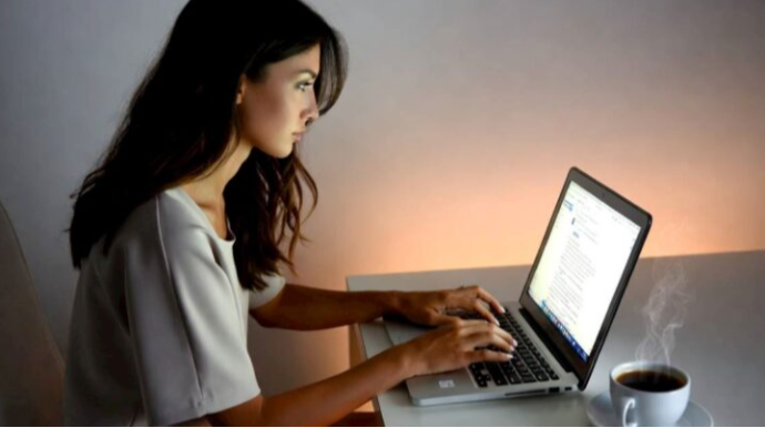 Türkiyədə bloqerlərə qadağa — Bizdə də tətbiq olunacaq?