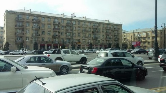 Bakının bəzi küçələrində tıxac yaranıb – FOTO