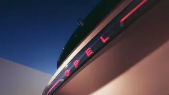 Çin avtomobili alman markası adı altında satılacaq? 