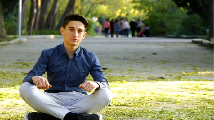 Üç ay əvvəl nişanlanan tələbə İNTİHAR ETDİ 