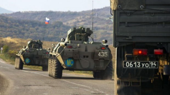 Azərbaycan hərbçiləri sülhməramlıların gizli silah daşıyan karvanını saxlayıb geri yolladılar  - FOTO