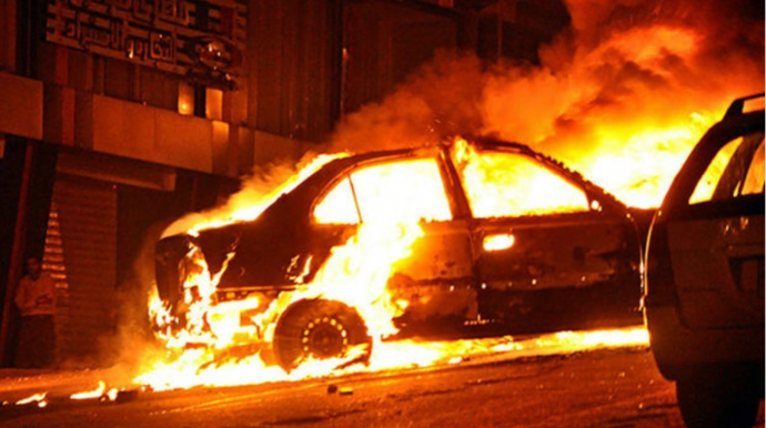 Gəncədə avtomobil yandı  