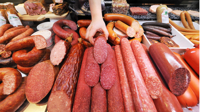 Bu sosis və kolbasaların istehsalı DAYANDIRILIR - Tərkibində donuz əti ... - FOTO