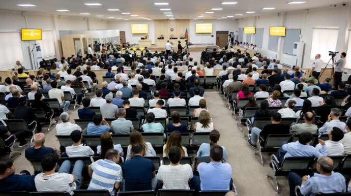 Zərərçəkmiş şəxslər məhkəmədə ifadə veriblər - FOTO