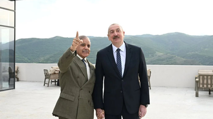 "Pakistanın Baş nazirinə zəng etdim ki..." - Dövlət başçısı 