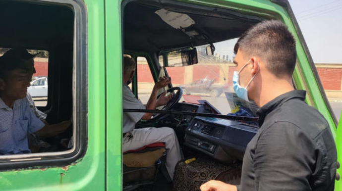 Masallıda polislər mülki geyimdə yoxlamalar apardı: Maska taxmayanlar cərimələnib  - FOTO