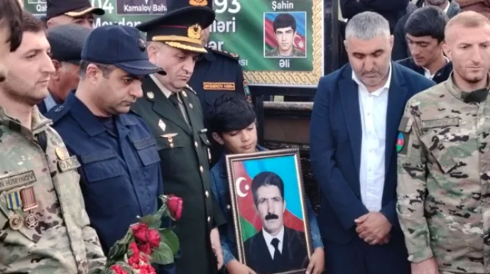 Daha bir itkin düşmüş şəhidimiz Kəlbəcərdə dəfn olundu - FOTOLAR 