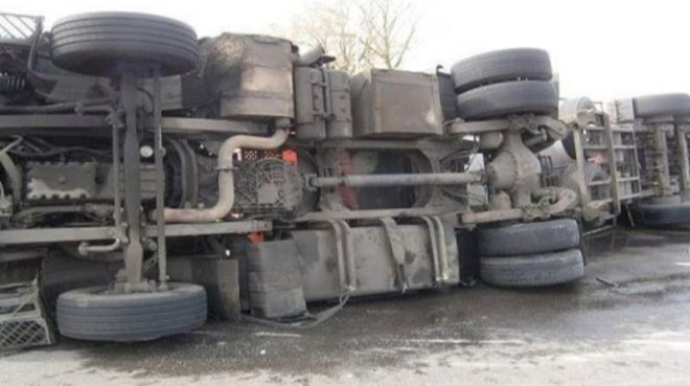 Şamaxıda “Shacman” aşdı - Ölən var 