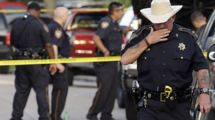 Texasda qatarla yük avtomobili toqquşub, güclü partlayış olub