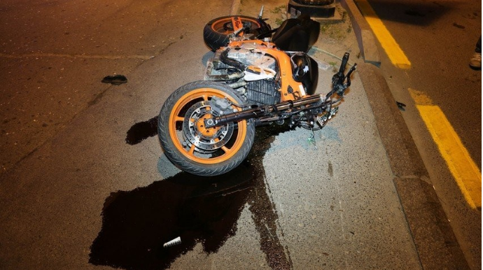 Binəqədidə sürücü yol qəzasında xəsarət alıb