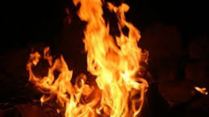 Bakıda tükürpədən QƏTL: Qadının əl-qolunu bağlayıb...    - VİDEO