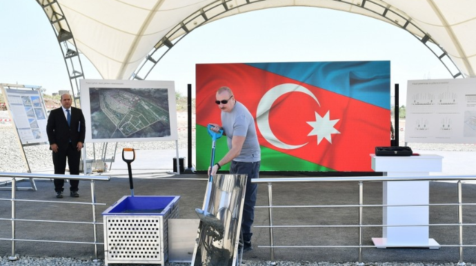 Füzuli şəhərinin daxili yol-küçə şəbəkəsinin təməli qoyuldu  - FOTO