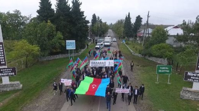 İvanovkada yaşayan malakanlar ordumuza dəstək yürüşü təşkil edib - FOTO