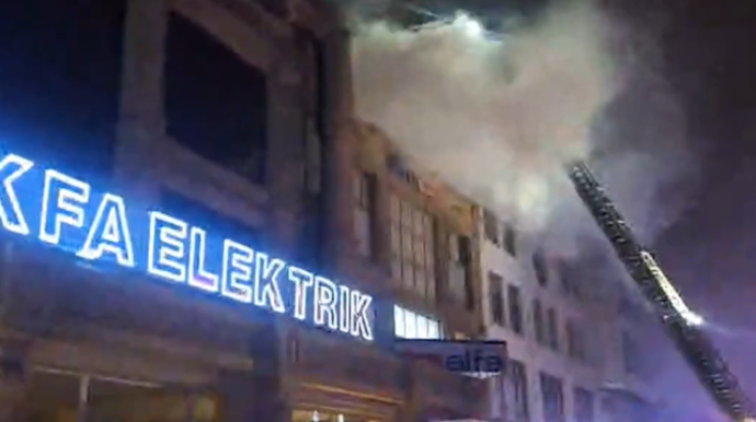 Nərimanovda obyektdə yanğın olub - VİDEO 