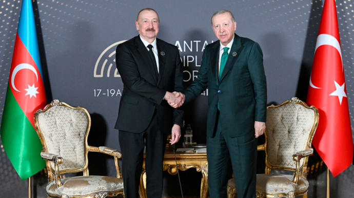 İlham Əliyev Antalyada Ərdoğanla görüşdü - FOTO