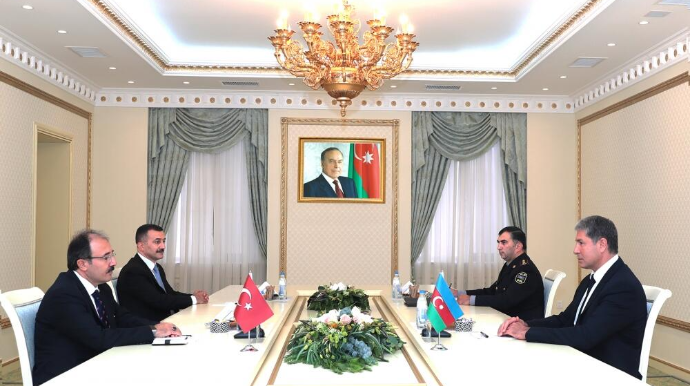 Vilayət Eyvazov Türkiyə səfiri ilə görüşdü - FOTO