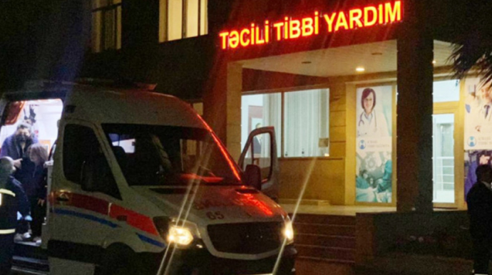 Goranboyda minik maşını evə çırpılıb, xəsarət alanlar var 