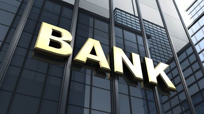 Azərbaycanda bankların mənfəəti azaldı 