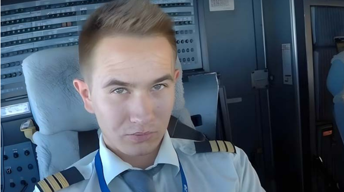 Priqojinin təyyarəsində ölən pilot Rüstəm Kərimov kimdir? - FOTO 