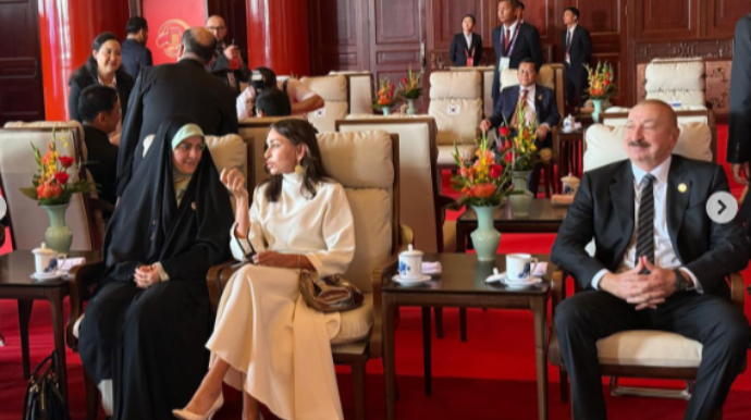 Mehriban Əliyeva Çindəki paraddan paylaşım etdi