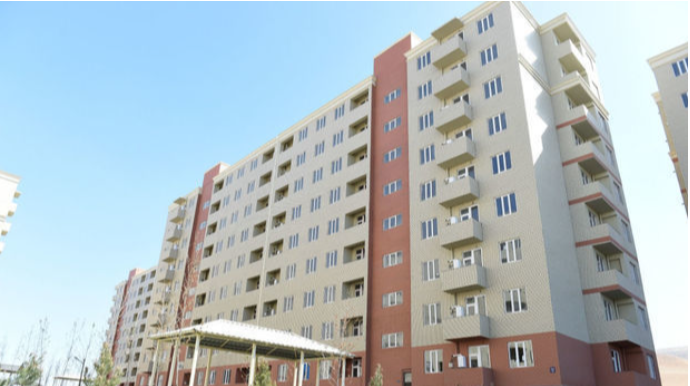 Bakıda nişanlı qız məktub yazıb özünü eyvandan atdı - FOTO 