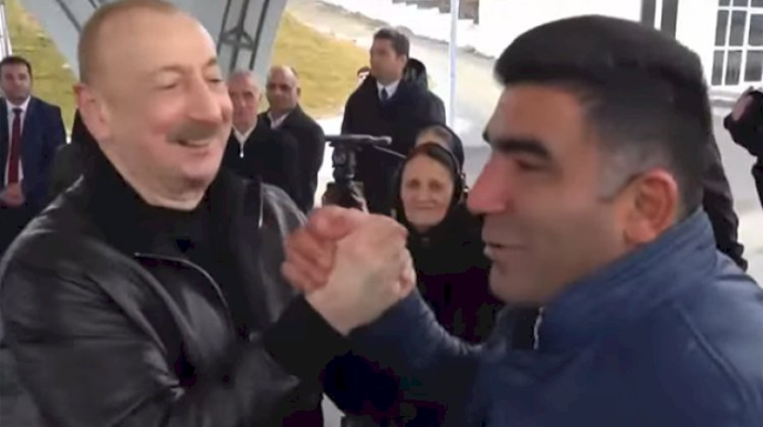 Prezidentlə Xocalı sakininin gündəm yaradan VİDEOSU 