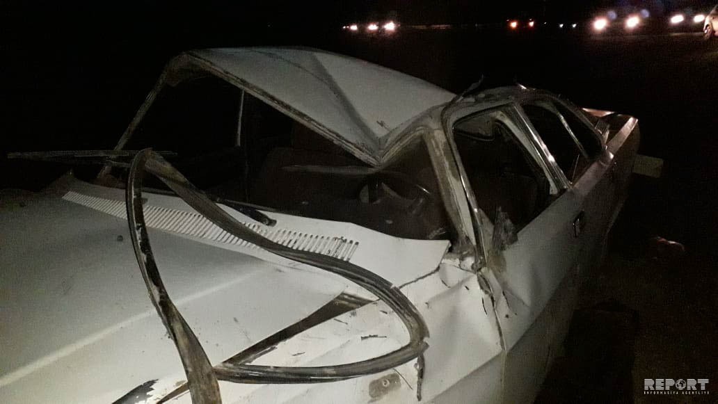 Kürdəmirdə “QAZ-3110” “Ford”a çırpıldı: xəsarət alanlar var - FOTO