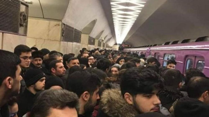 Bakı Metrosunda intervalın azaldılmamasının səbəbi açıqlanıb 