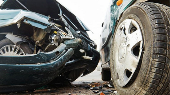 Bakıda İran səfirliyinin maşını qəzaya düşdü 