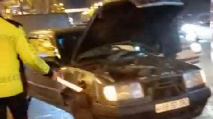 Bakıda qəza törədən avtomobil yandı -FOTO 