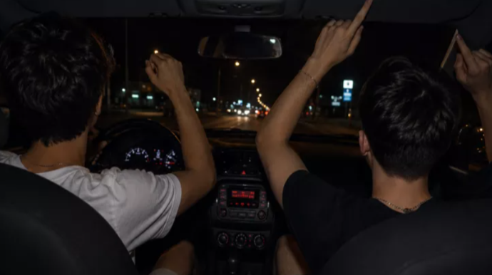 Məhərrəmlikdə mahnıya görə uşaqları xəncərlə hədələdi, həbs olundu