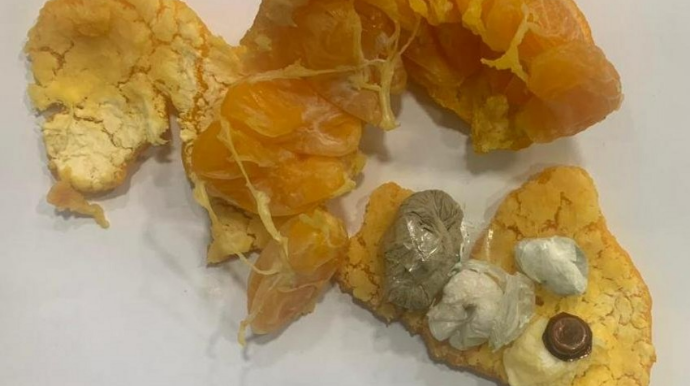 Mandarinin içərisində həbsxanaya narkotik keçirilməsinin qarşısı alınıb