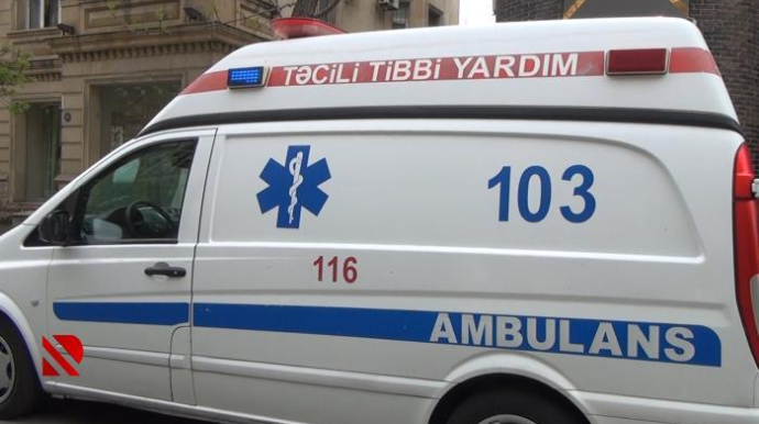 Avtomobil 70 yaşlı qocanı vuraraq ağır xəsarət yetirib 