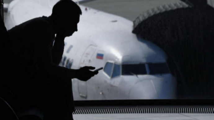 Moskva aeroportlarında uçuşlar kütləvi şəkildə təxirə salınıb