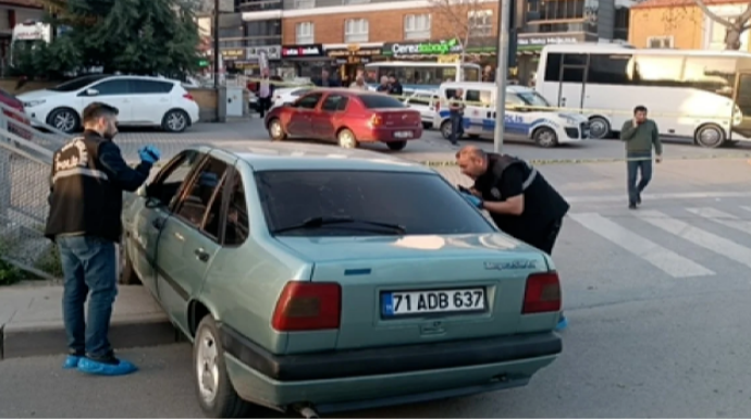 Qan donduran HADİSƏ:  Maşın sürərkən boğazını kəsdi!