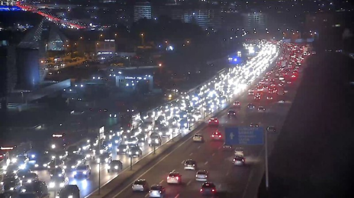 Bakıda bu yollarda SIXLIQDIR - SİYAHI 