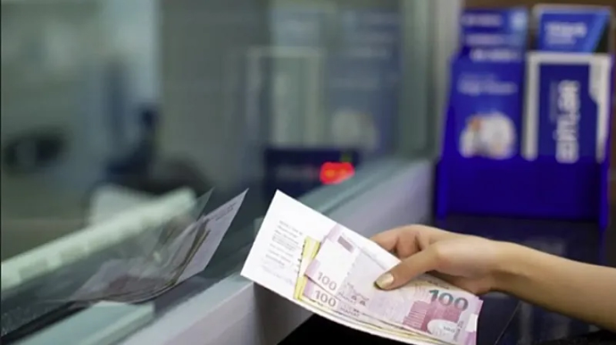 Banklar krediti niyə Bakıya 14, rayonlara 20 faizlə verir?