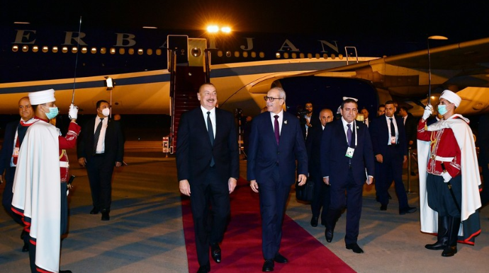 Prezident İlham Əliyev Əlcəzairə səfərə gedib   - FOTO
