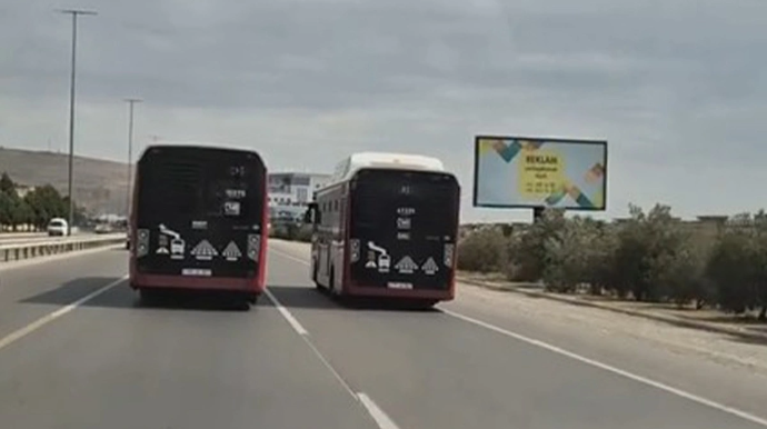 Qaydaları kobudcasına pozan "BakuBus"  avtobusları yolda təhlükə saçdı - VİDEO  - YENİLƏNİB