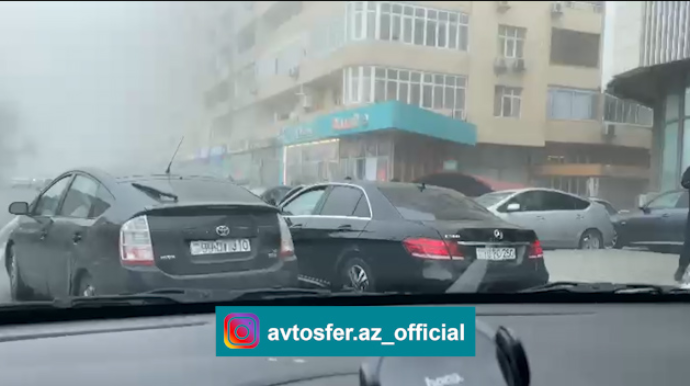 Bakının bu küçəsində qayda-qanunu sayan yoxdur - VİDEO