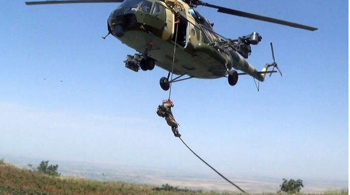 Azərbaycan Ordusu təlim döyüş atışları yerinə yetirib - VİDEO 