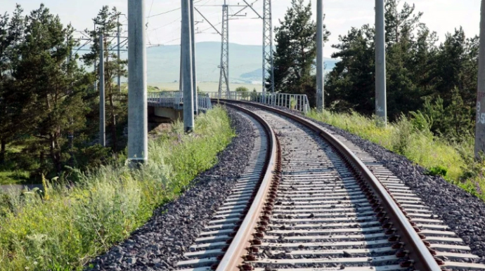 Ermənistan Bakı ilə birbaşa dəmir yolu əlaqəsinin qurulmasını gözləyir 