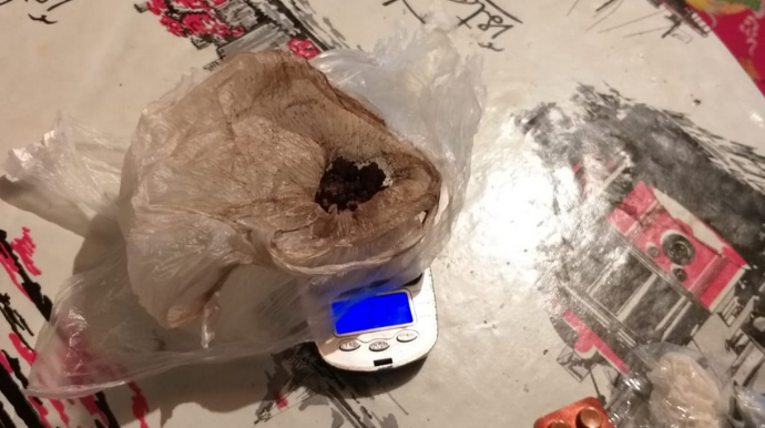 Göyçay sakininin evində tiryəkxana aşkarlanıb  - FOTO