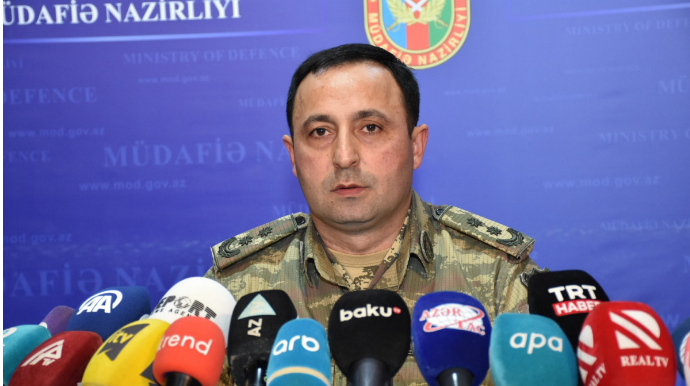 Müdafiə Nazirliyi Kəlbəcərdə itkin düşən hərbi qulluqçu ilə bağlı brifinq keçirir