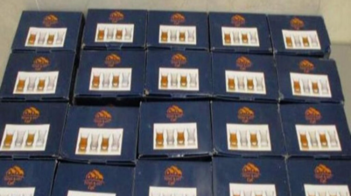 Azərbaycanlının armudu stəkanları müsadirə edildi - FOTO 