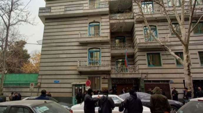 Нападение на посольство Азербайджана в Тегеране - беспомощный Иран прибегнул к террору   - ФОТО
