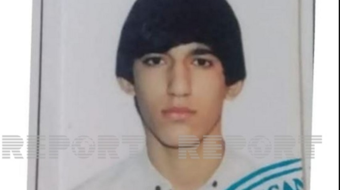 Bakıda 15 yaşlı gənc ikin düşüb  - FOTO