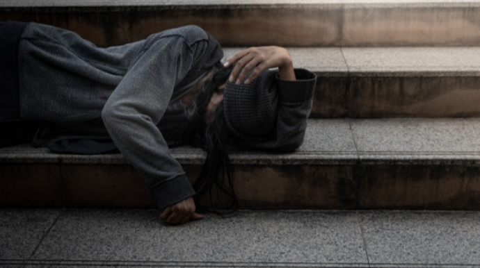 Gəncədə tüfeyli həyat tərzi keçirən şəxslər və dilənçilər saxlanılıb