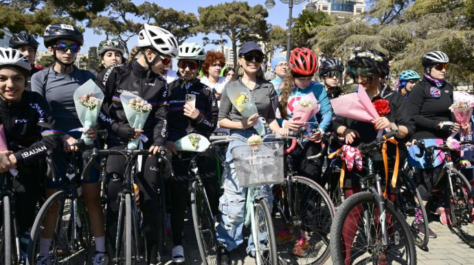 Leyla Əliyeva Bakıda veloyürüşə qatıldı - FOTO